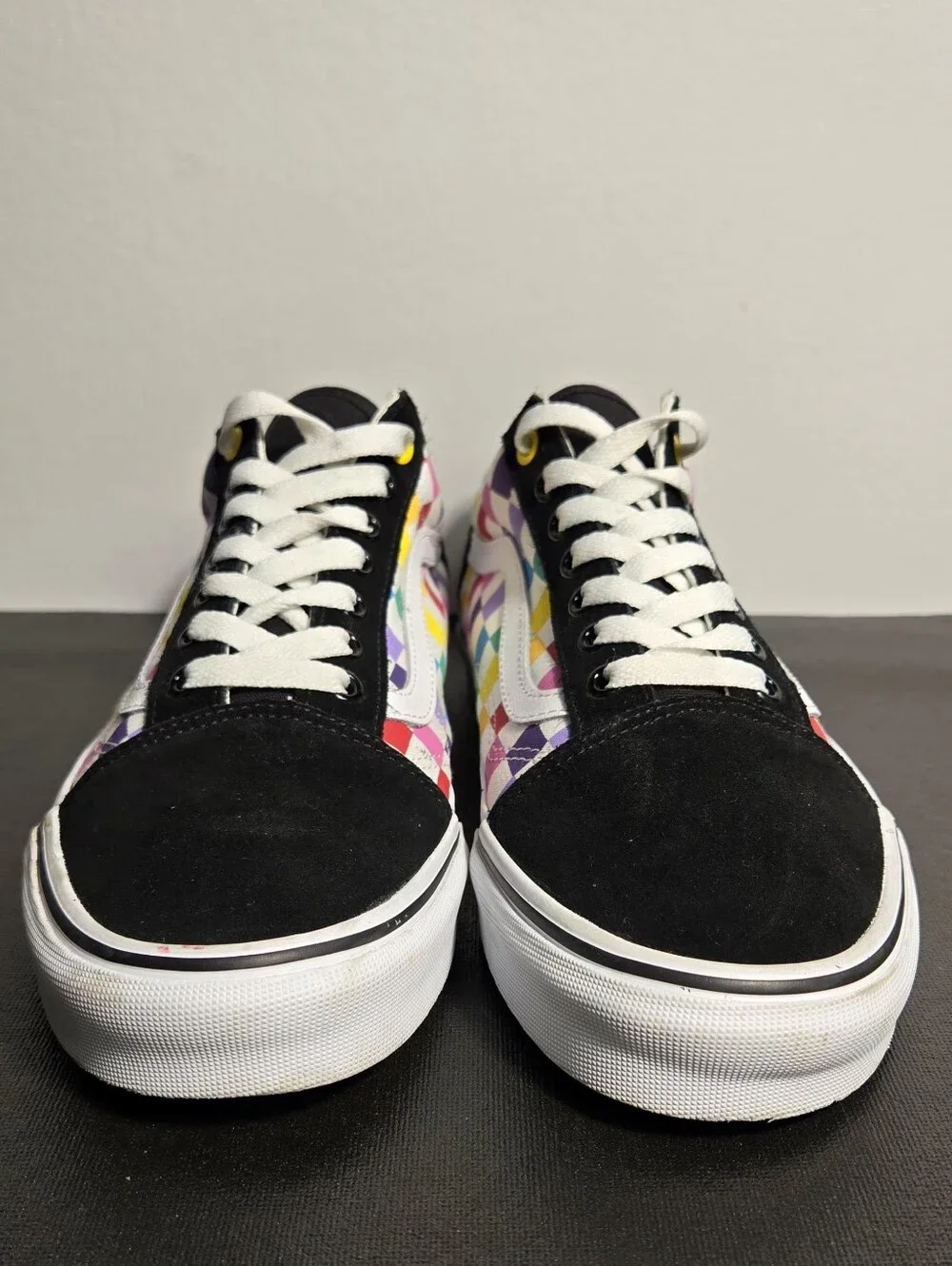 RARE VANS Old Skool Checkerboard Rainbow Flag Sz 10 Men's Skateboarding Shoes
